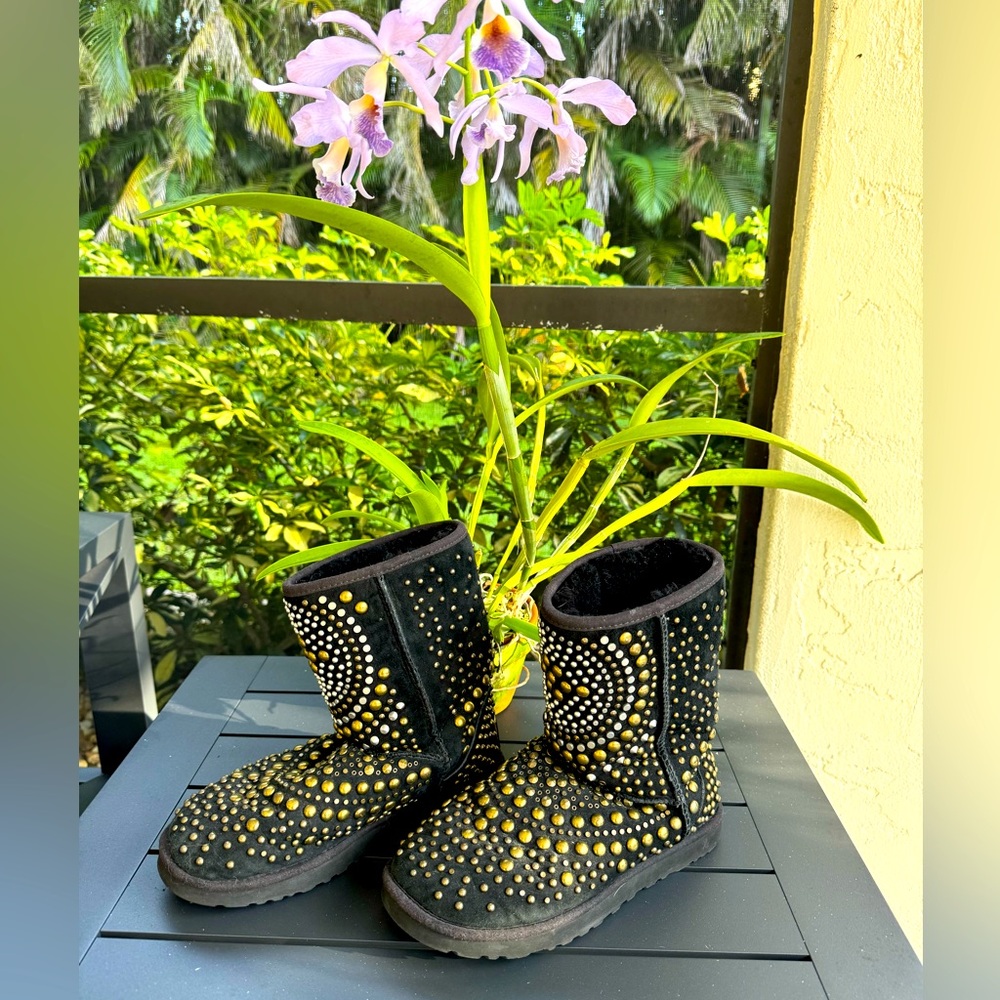 SOLD Jimmy Choo x Uggs Black Studded Suede Mandah Boots Size 7